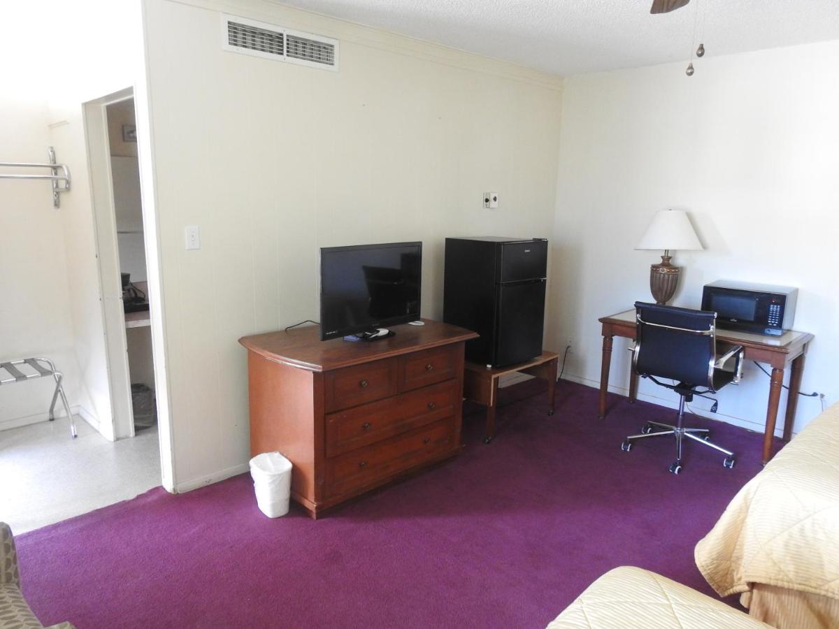 Economy Inn Сокорро Экстерьер фото