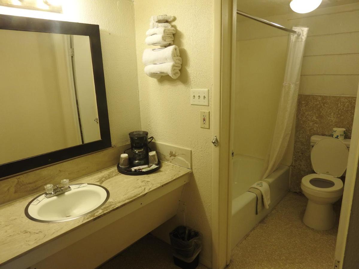 Economy Inn Сокорро Экстерьер фото