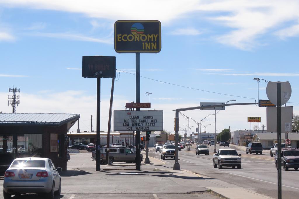 Economy Inn Сокорро Экстерьер фото